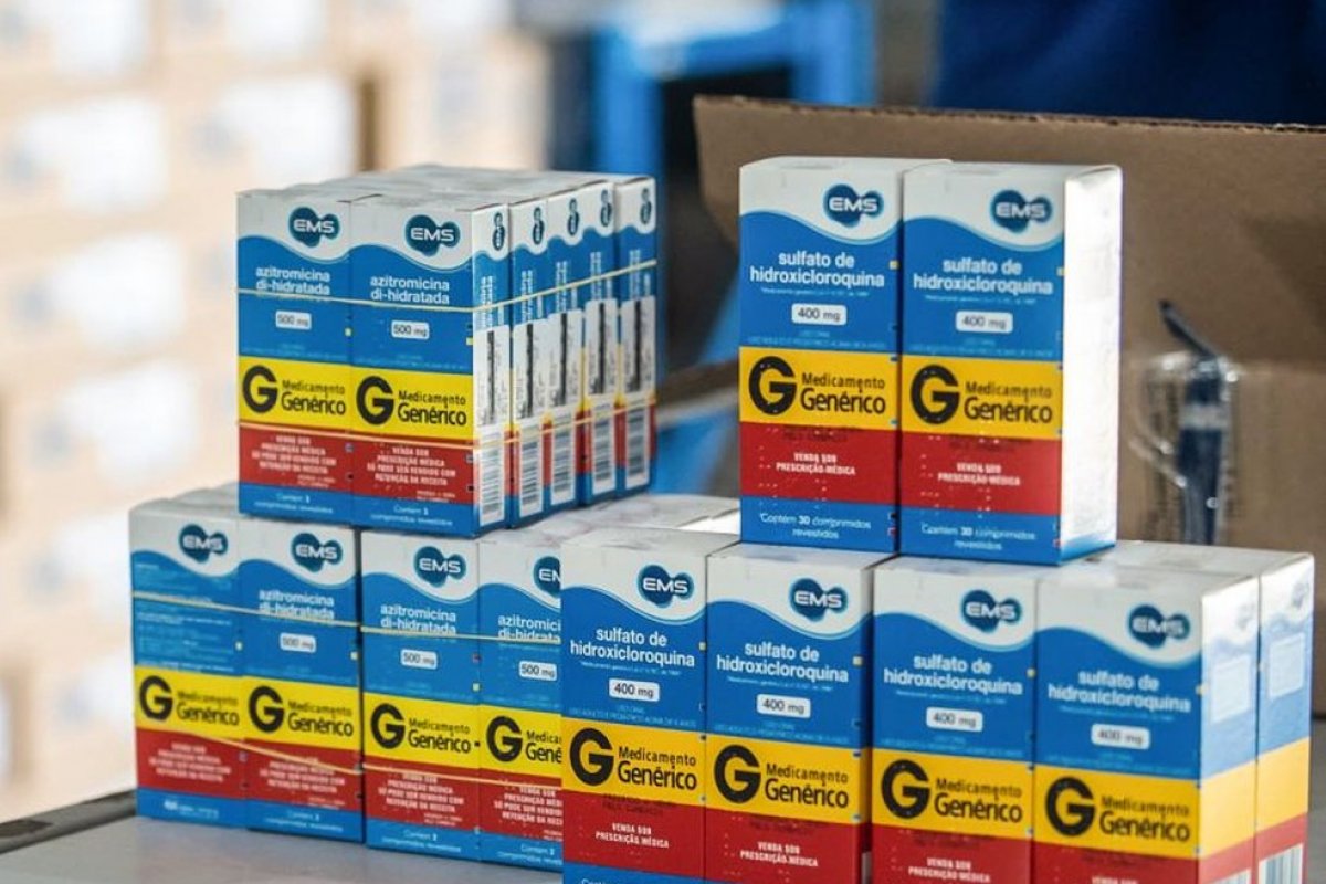 CPI traça estratégia para apurar responsáveis no governo pela difusão do uso da cloroquina