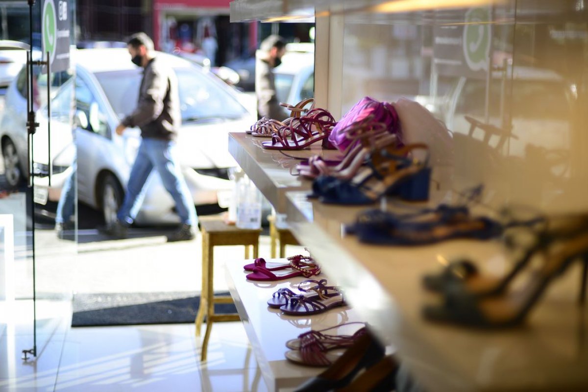 Vendas no Dia das Mães devem ser 20% menores do que no período pré-pandemia, diz pesquisa