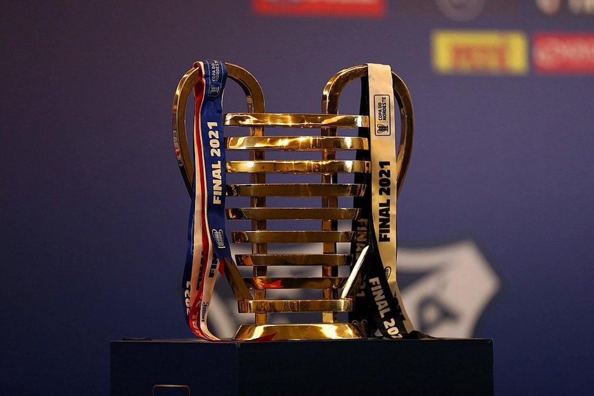 Tendo que correr atrás do prejuízo para levar "orelhuda", Bahia encara Ceará na final do Nordestão