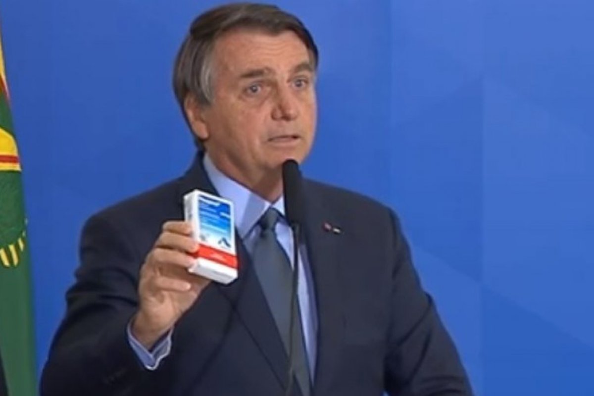 Governo tira do ar documento que orientava médicos sobre uso de cloroquina em tratamento contra Covid-19