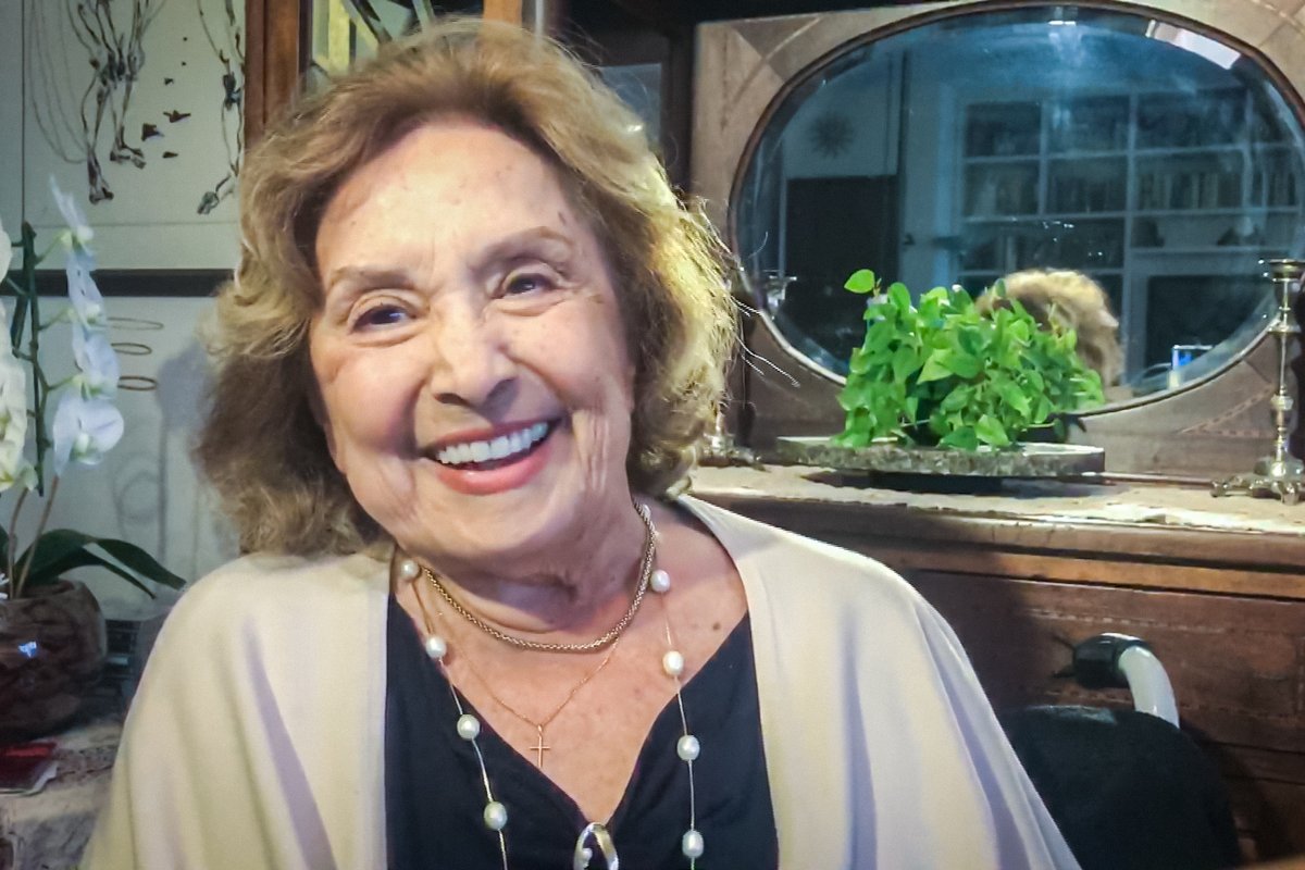 Aos 87 anos, Eva Wilma é diagnosticada com câncer no ovário