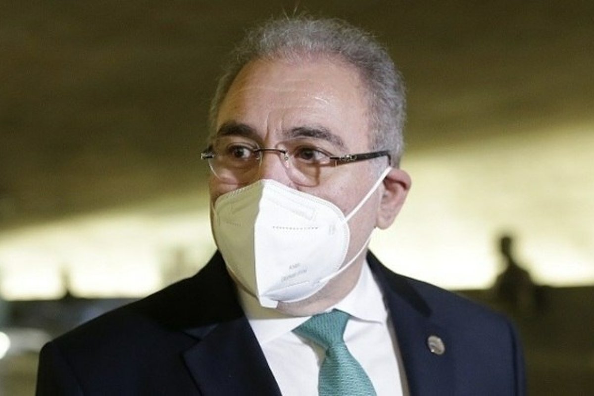 'Não há outro caminho que não a ciência', diz Marcelo Queiroga