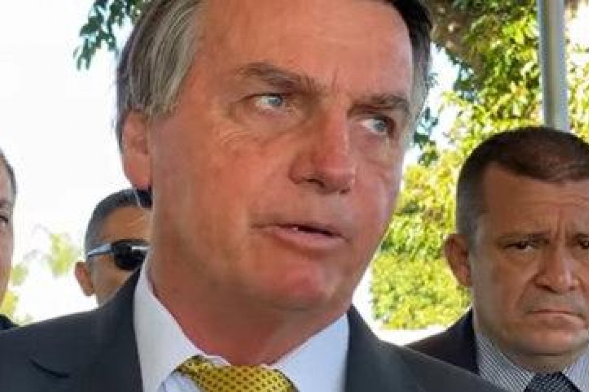 Segundo Bolsonaro, motos serão isentas em rodovias federais