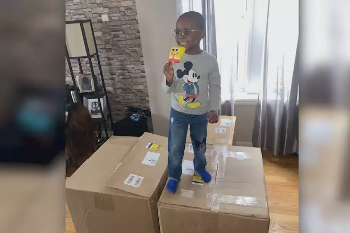 Mãe se assusta ao descobrir que filho de quatro anos gastou R$ 15 mil em picolés no cartão de crédito