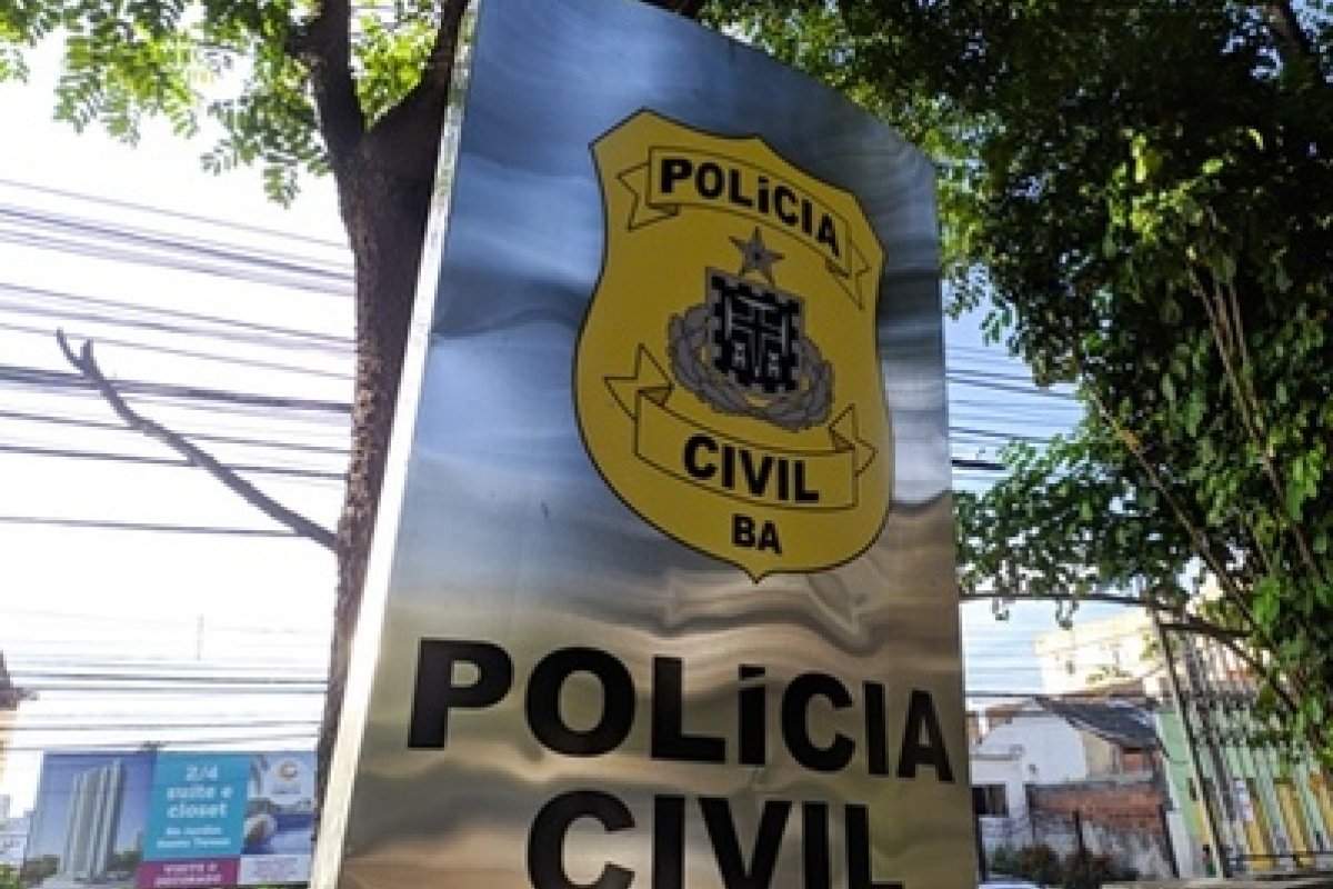 Polícia apreende adolescente envolvida na morte do pai