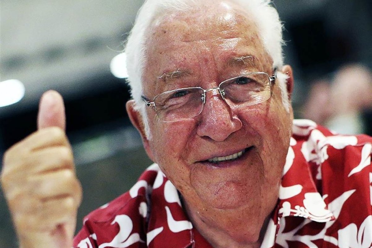 Luto! Morre Paul Van Doren, cofundador da marca de tênis Vans