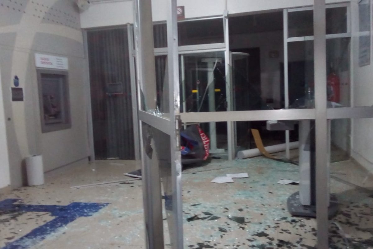 Agência bancária no sul da Bahia é arrombada