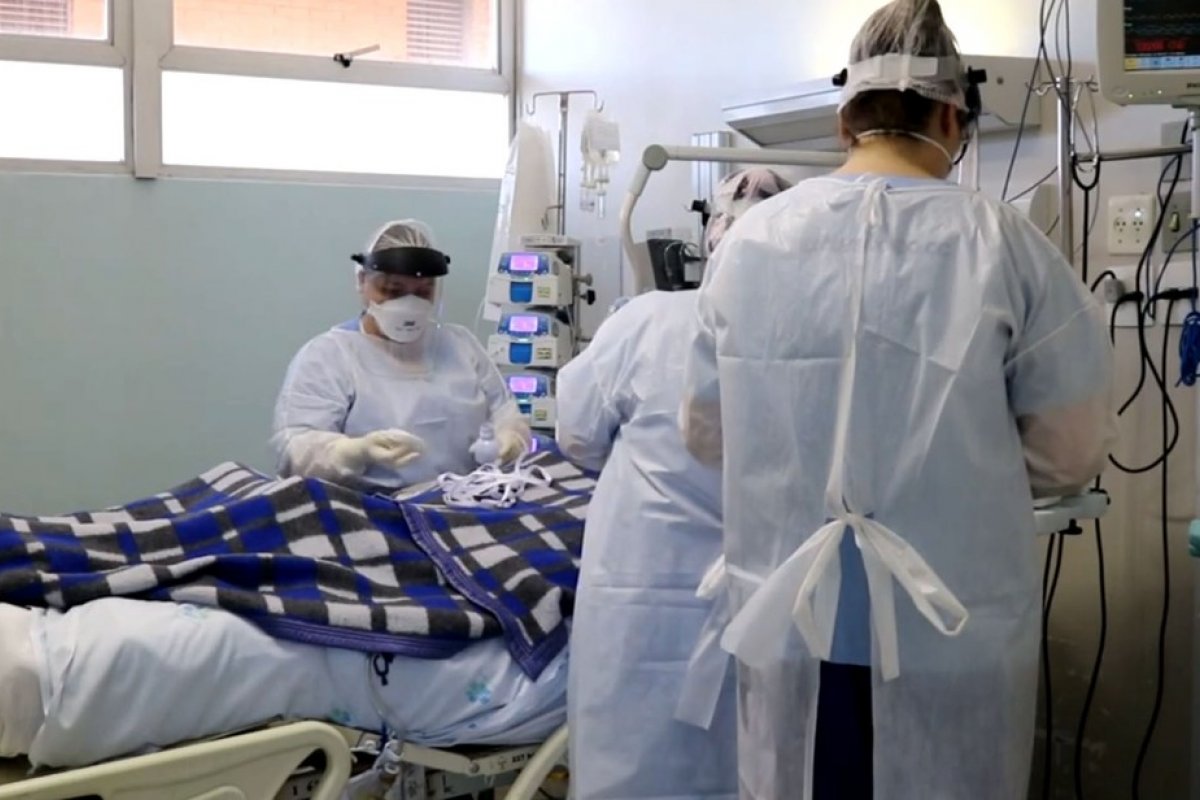 Covid-19: Quase 14 milhões de pessoas estão recuperadas no Brasil