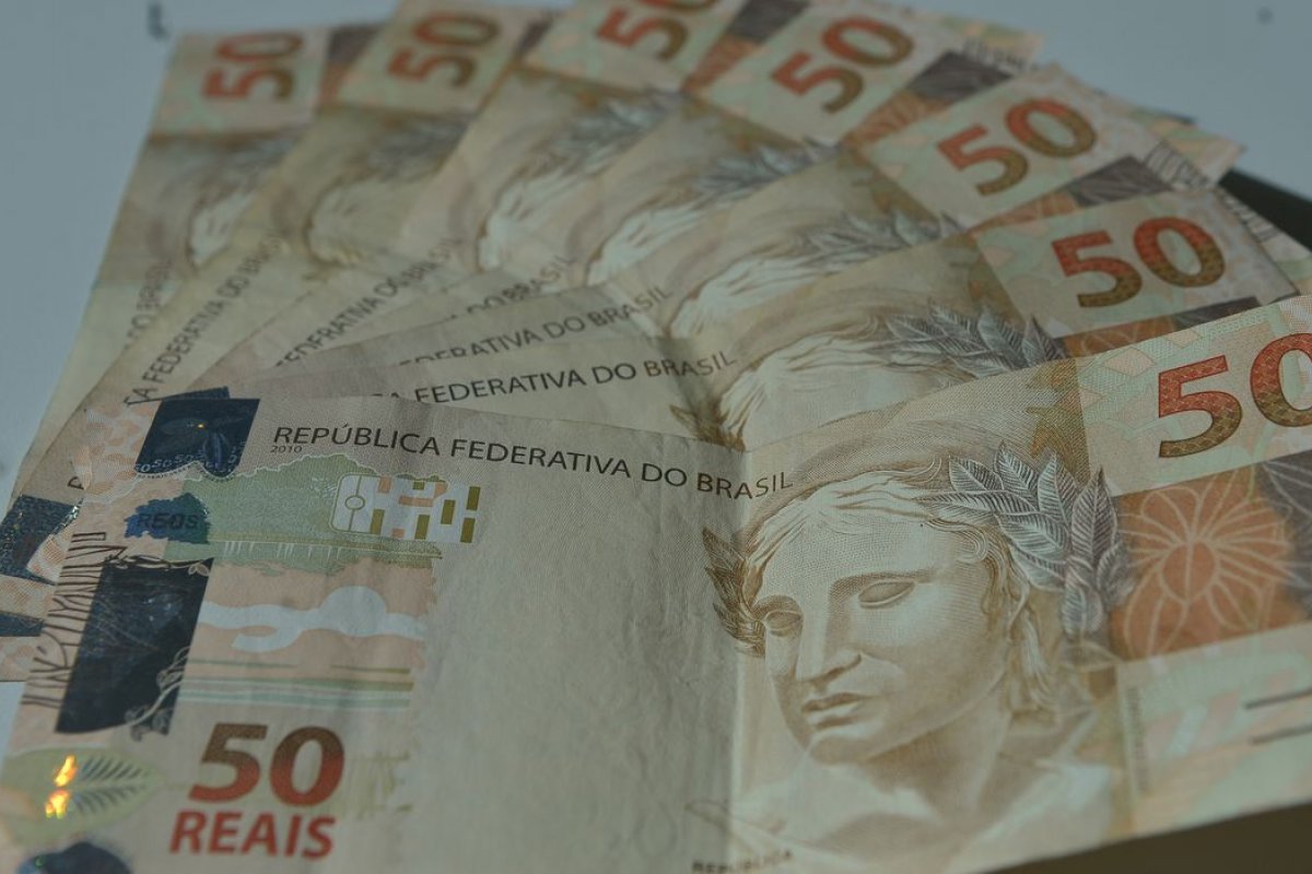 Estados com dívidas de R$ 413 bilhões negociam novo socorro da União