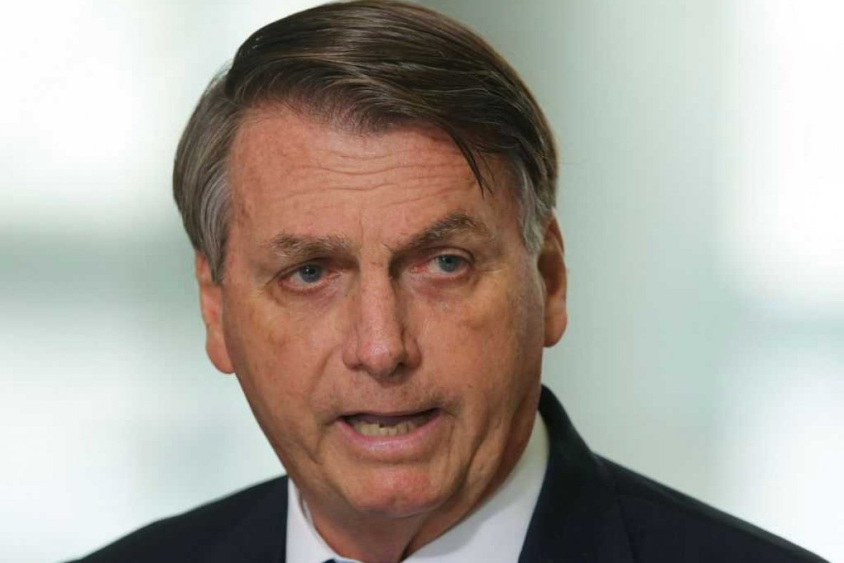 Bolsonaro diz que acusações de "orçamento secreto" é invenção da imprensa