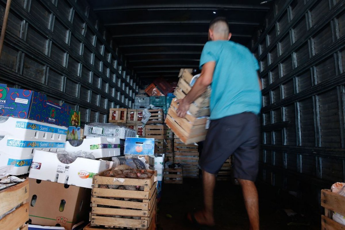 Setor atacadista e distribuidor tem alta de 5,2% em 2020, diz Abad