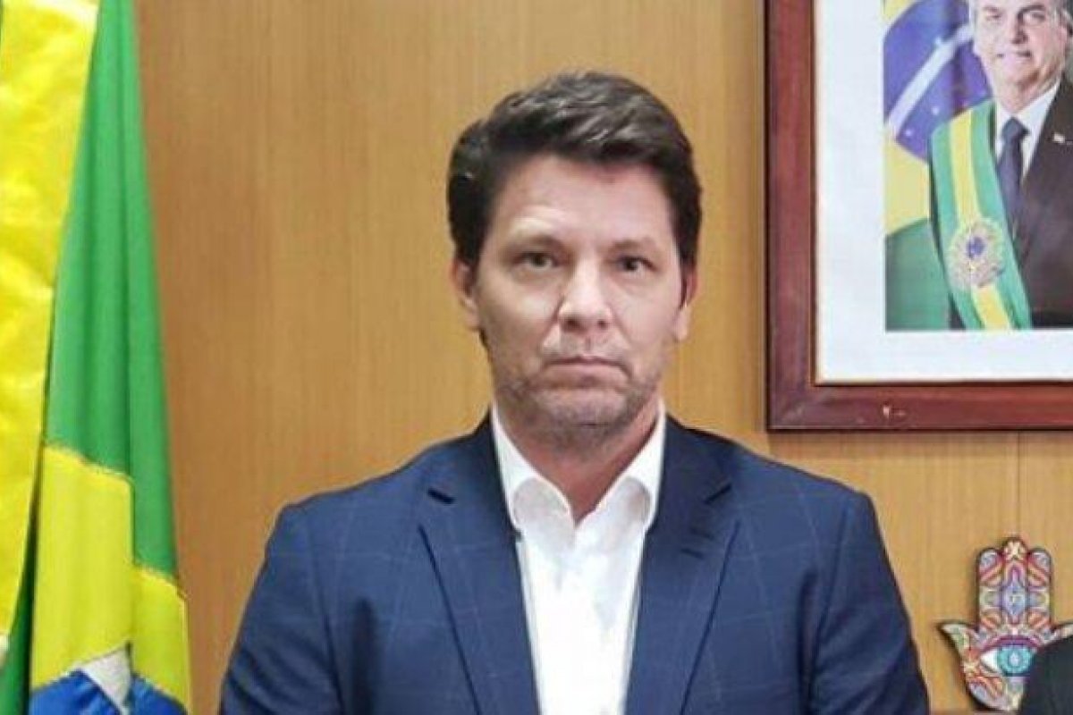 Mario Frias tem princípio de infarto e passa por cateterismo