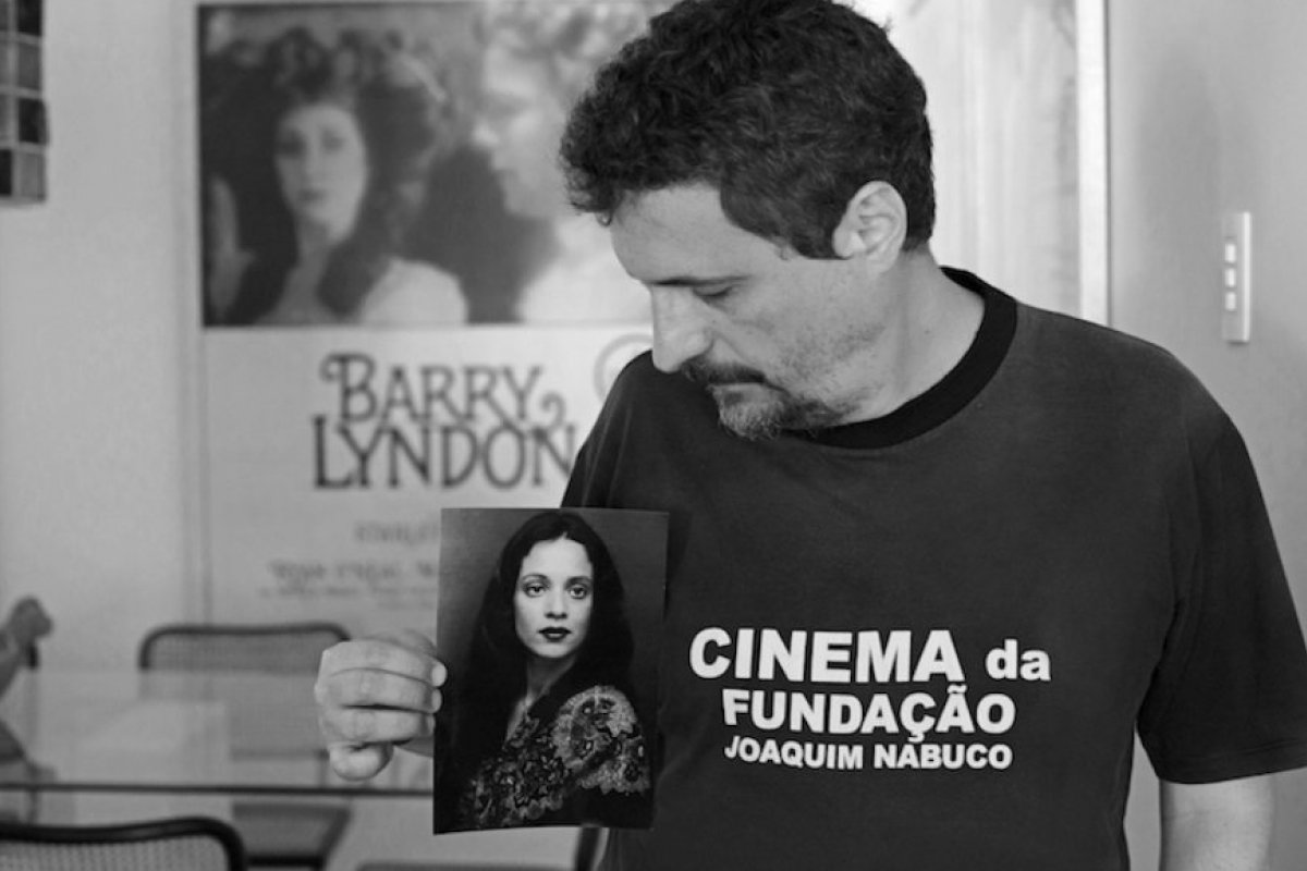 Kleber Mendonça Filho fala sobre seu filme favorito em live do Instituto Ling