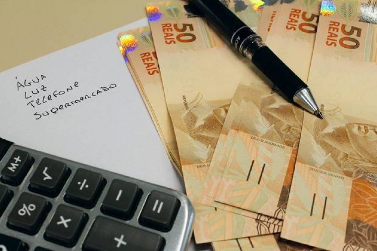 Índice de Atividade Econômica tem queda de 1,59 na comparação com abril