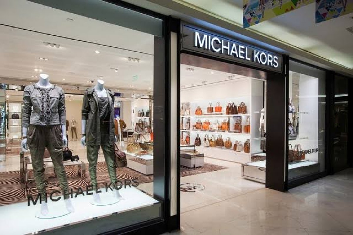 Marca americana Michael Kors inaugura loja online oficial no Brasil