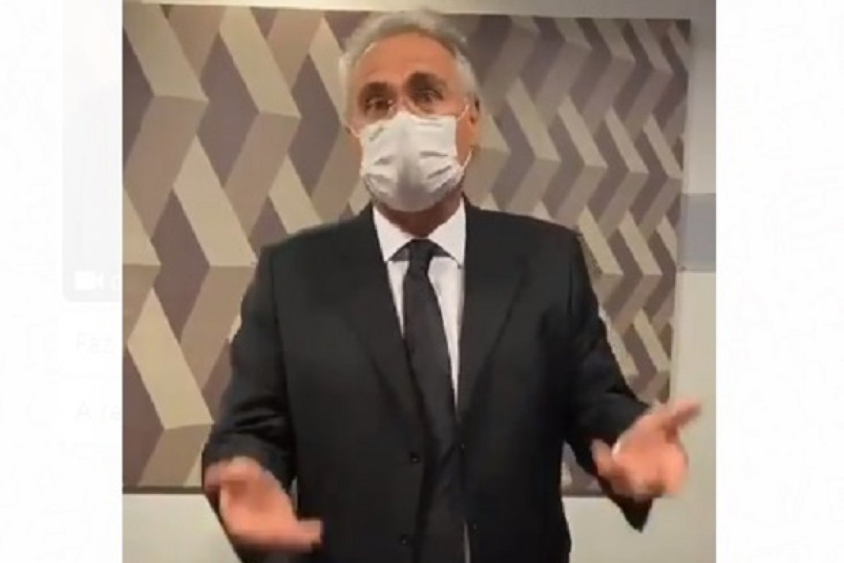 Vídeo: "Pare com baixaria", rebate Renan após Bolsonaro o chamar de "vagabundo"