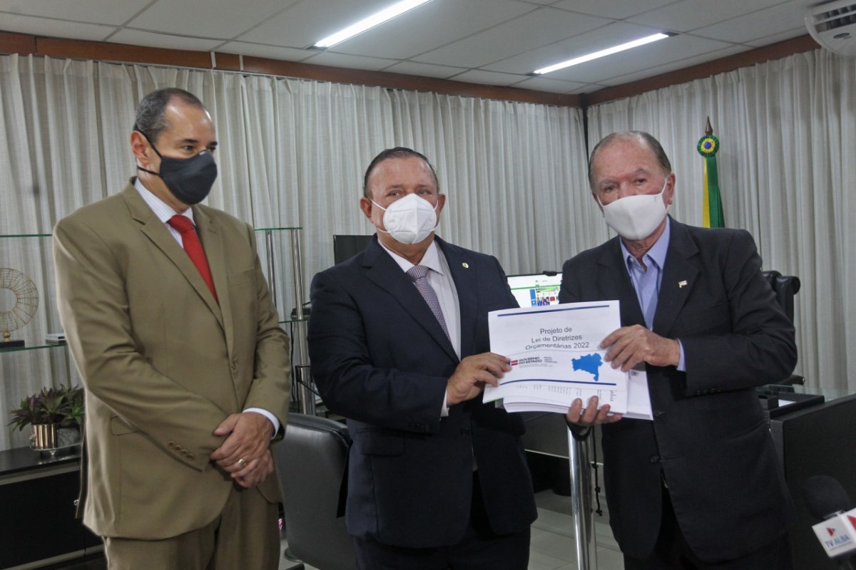 Projeto de Lei de Diretrizes Orçamentárias é entregue na Alba