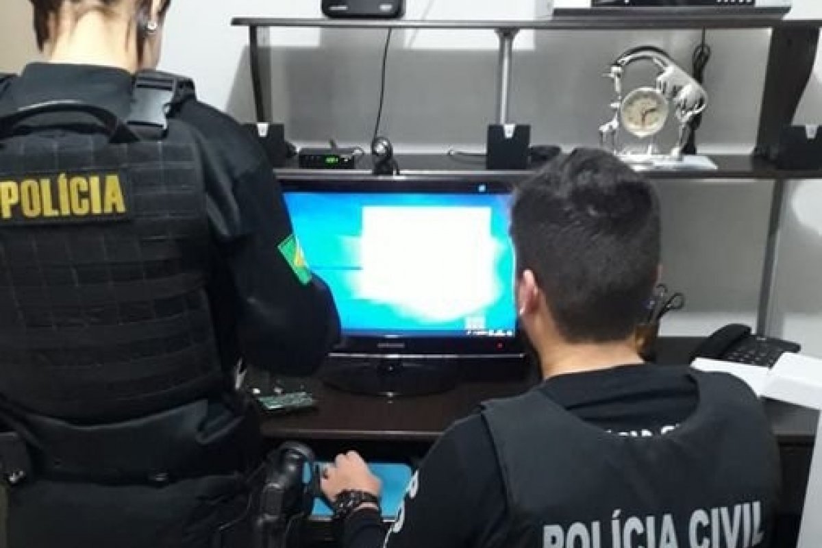 Operação prende 35 pessoas acusados de exploração sexual de menor na internet