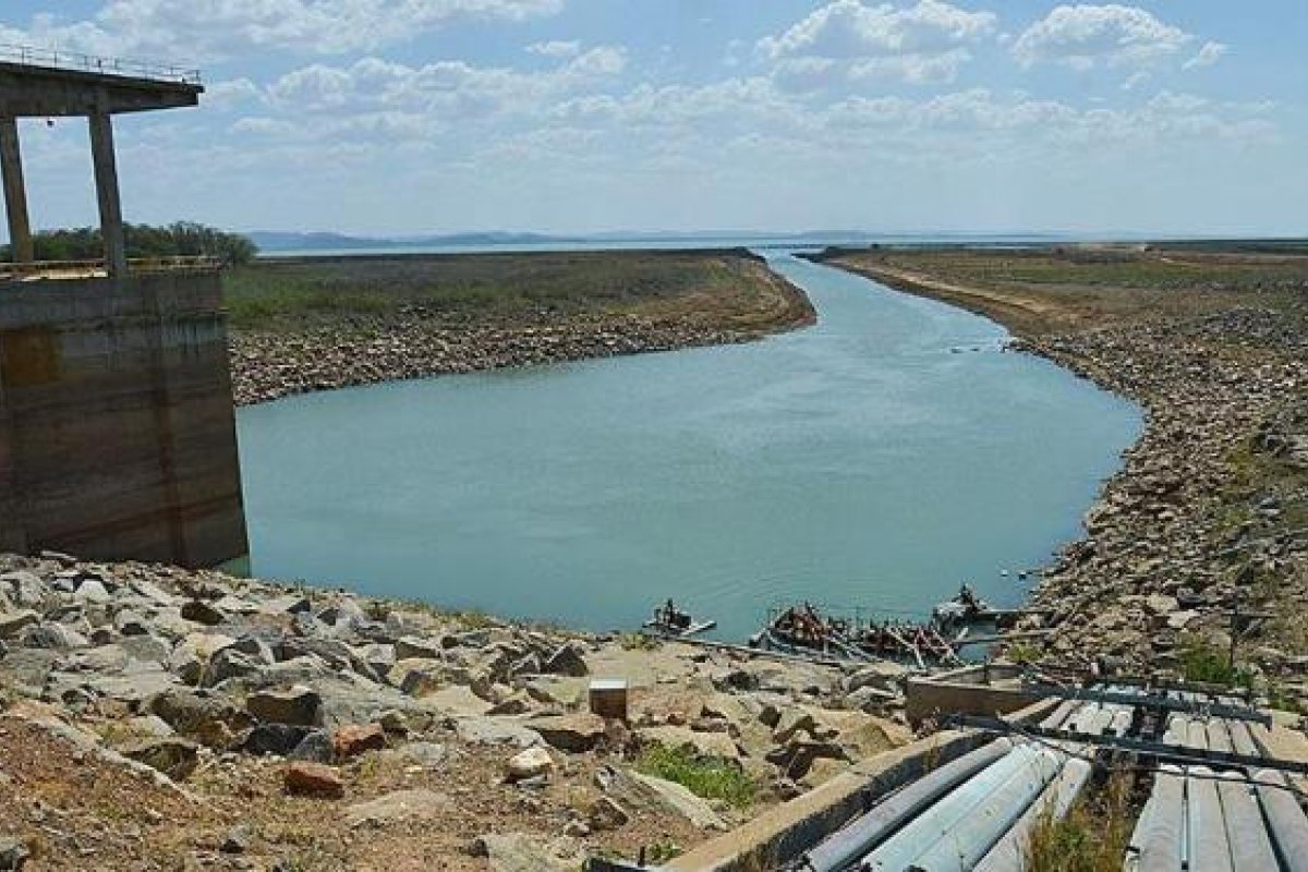 Menor nível de chuvas em 91 anos leva governo a preparar plano para evitar falta de energia