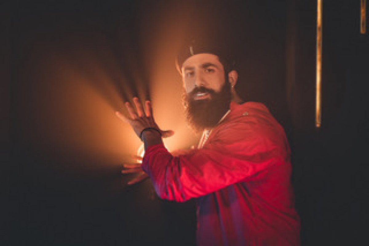 Kaysar lança música inédita