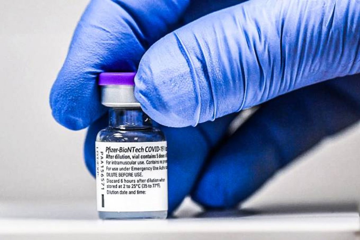 Pfizer assina acordo com Governo Federal para entrega de mais 100 milhões de doses de vacinas