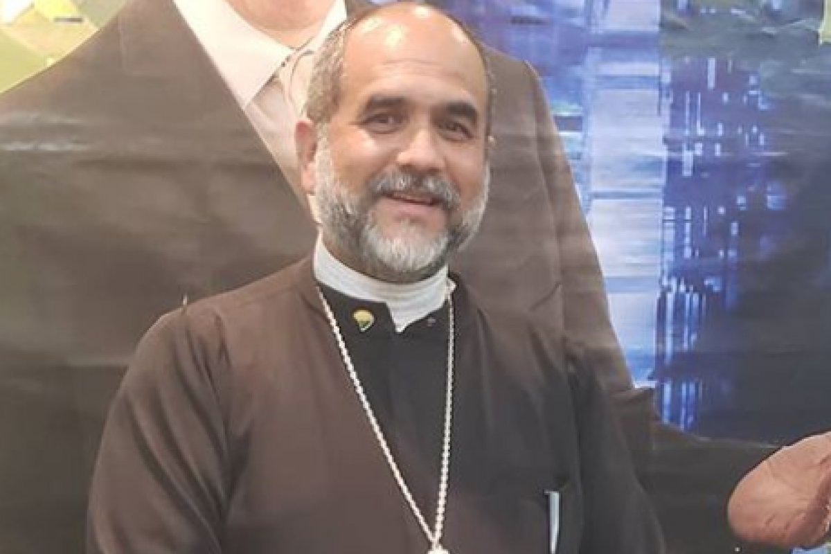 Vídeo: após denúncia, Farol da Bahia investiga caso de suposto padre falso que atua na Ilha de Maré