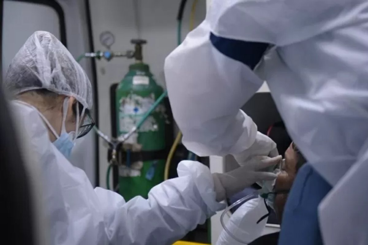 Brasil registra 2.087 novas mortes por covid-19 em 24 h