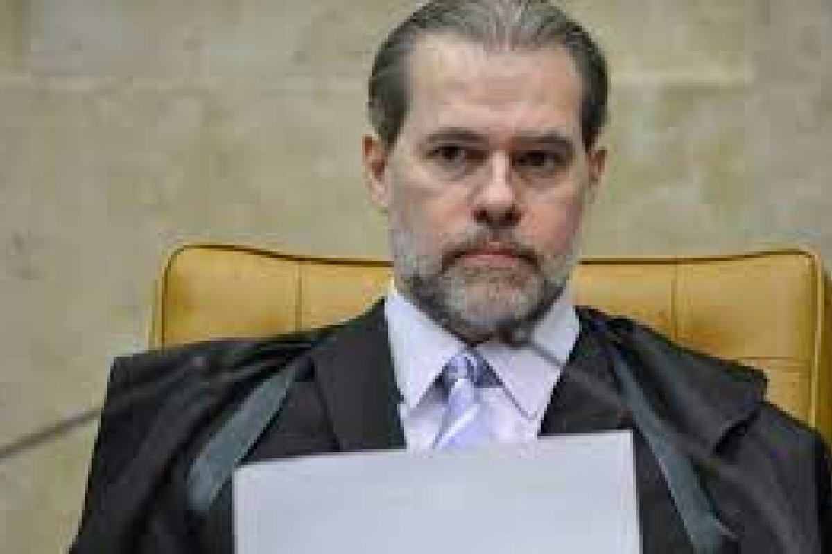 Ministro Fachin autorizou PF a buscar provas contra Toffoli