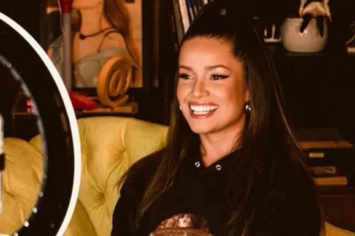 Sucesso! Livro citado por Juliette durante live se torna o mais vendido da Amazon