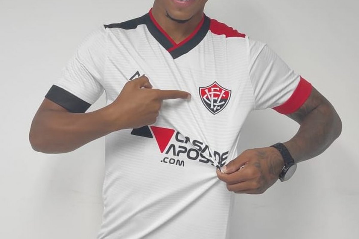 Guilherme Santos busca espaço entre profissionais: 'Vou me destacar'