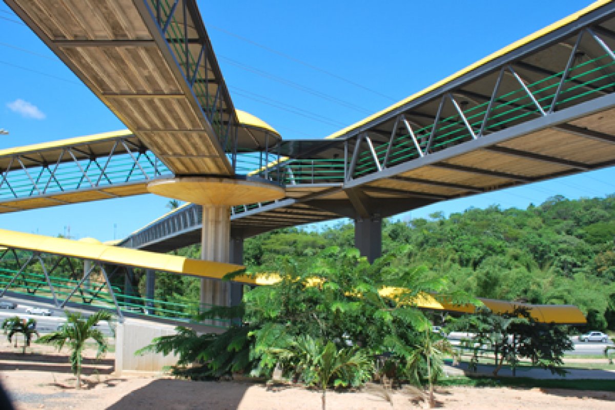 Setembro amarelo: Em Salvador, passarelas e viadutos vão receber proteção contra suicídio