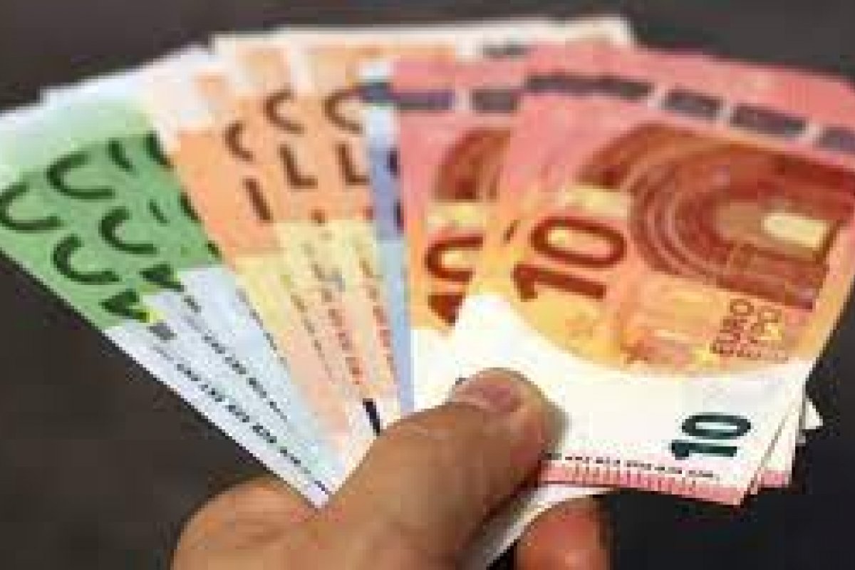 Economia de 19 países caem 0,6% em comparação com três meses anteriores