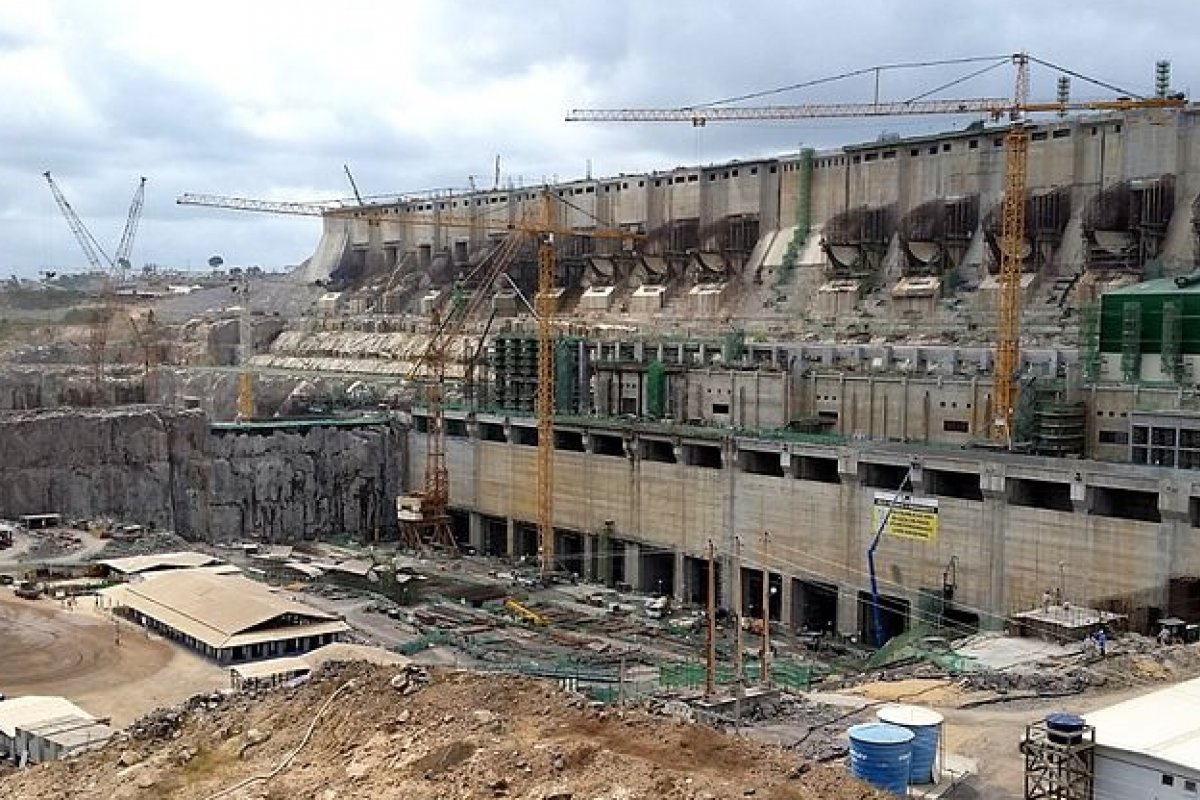 Altamira, no Pará, sofre com descumprimento da Usina Belo Monte