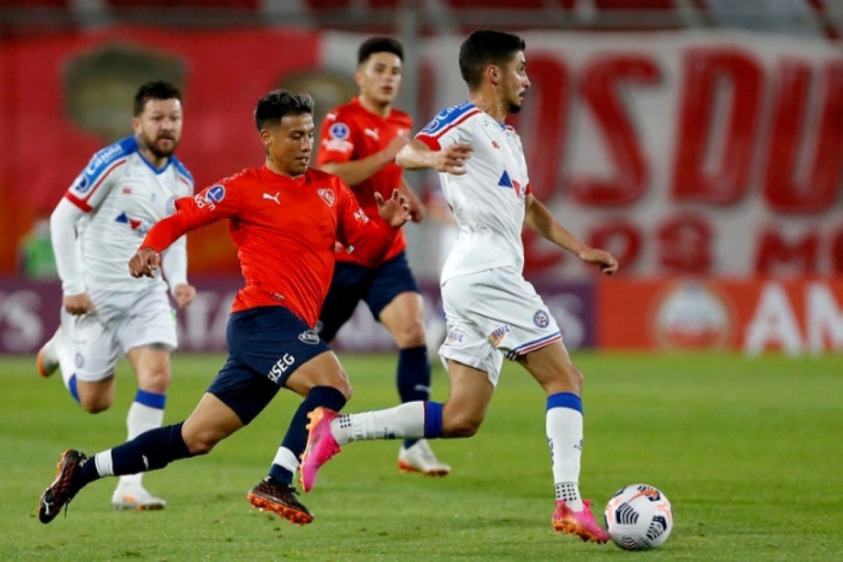 Bahia perde para Independiente na Argentina e se complica na Sul-Americana
