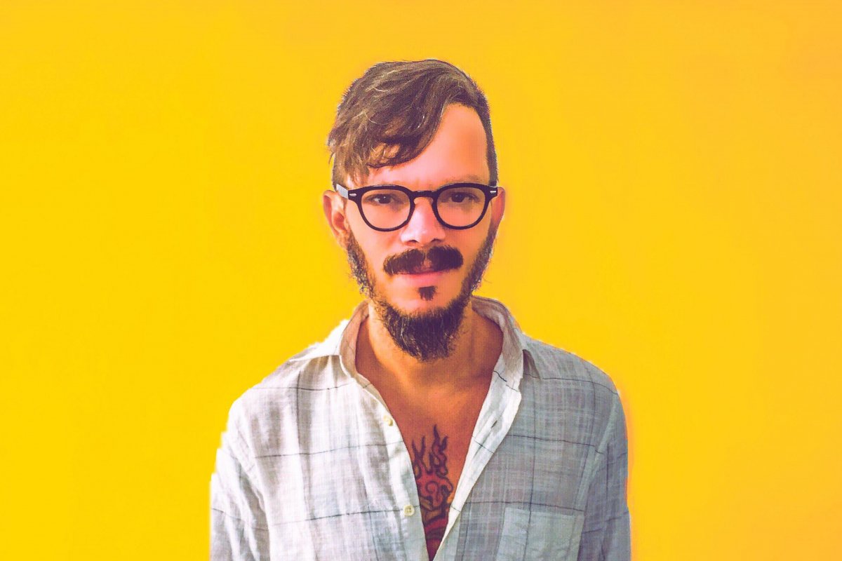 andre L.R. mendes lança single “O Samba do Homem Comum” para versar sobre a “Uberização” das relações de trabalho