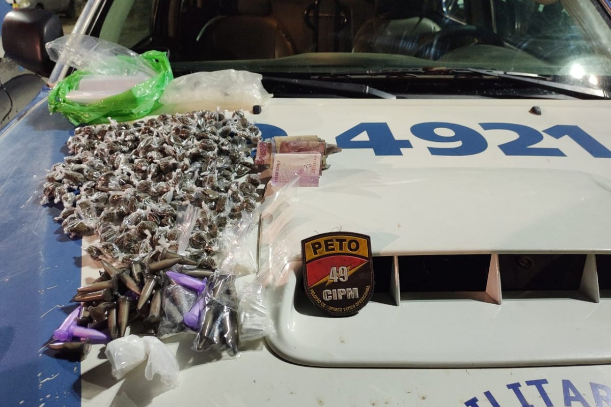 Drogas são apreendidas em duas ações policiais em Mussurunga e Cassange