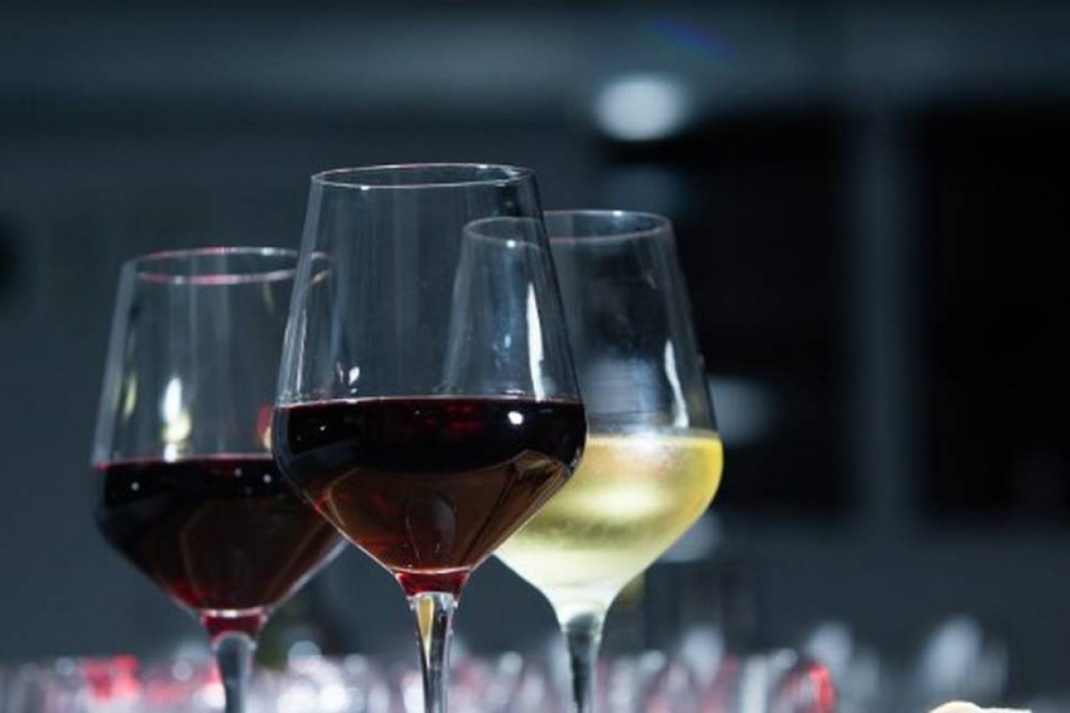 Empresa de vinhos oferecerá produtos com 70% de descontos em protestos aos altos impostos