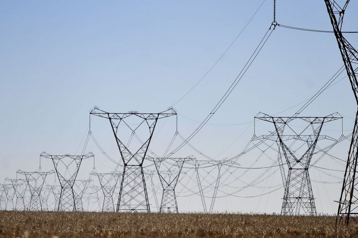 'Privatizar Eletrobras é absurdo energético', dizem governadores do Nordeste