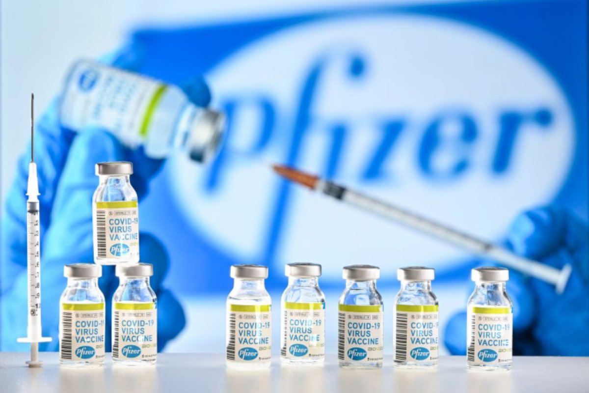 Com acordo da Pfizer em 2020, Brasil teria hoje 8 milhões a mais de vacinados