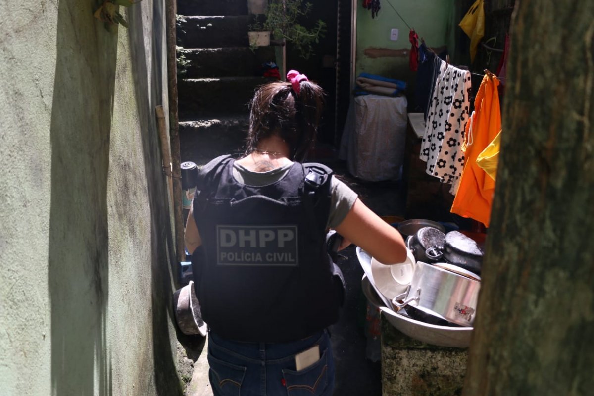 Homem é preso acusado de matar pai de santo a facadas em terreiro de Salvador