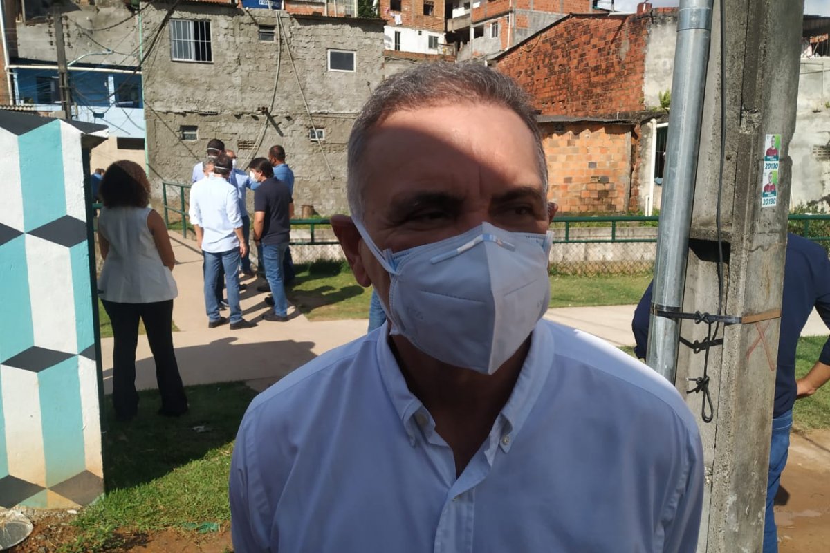 'Sem dúvida que o governador Jaques Wagner é favorito no processo eleitoral do ano que vem', garante Pelegrino
