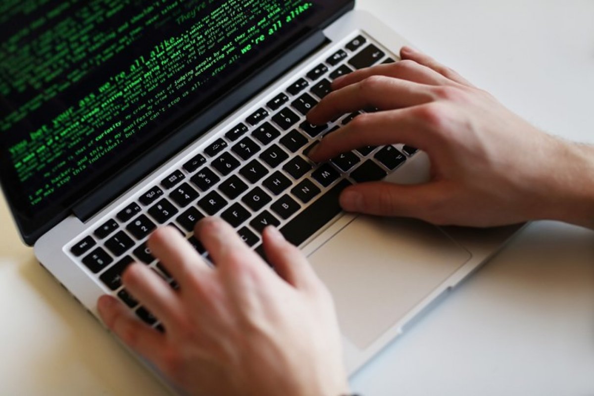 Falhas expõem dados de mais de 100 milhões de usuários do Android