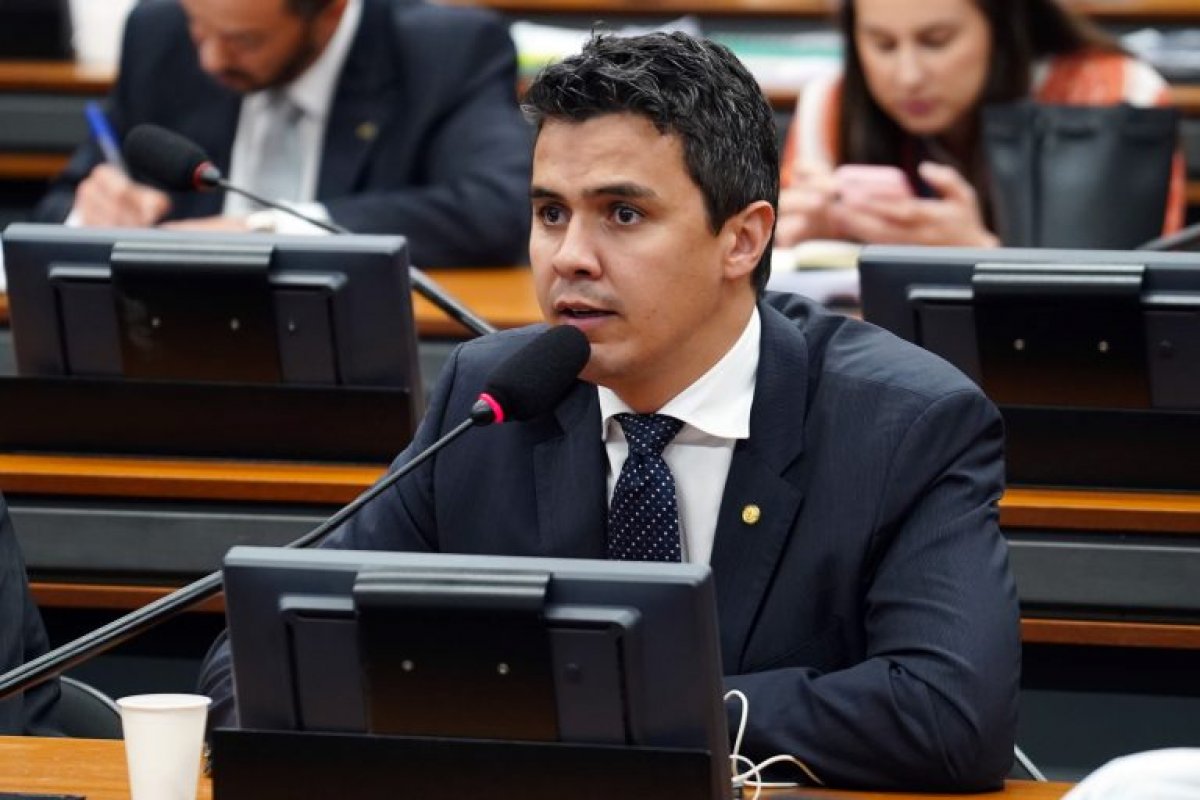 Camara aprova lei que exige de escolas plano para situações de emergência