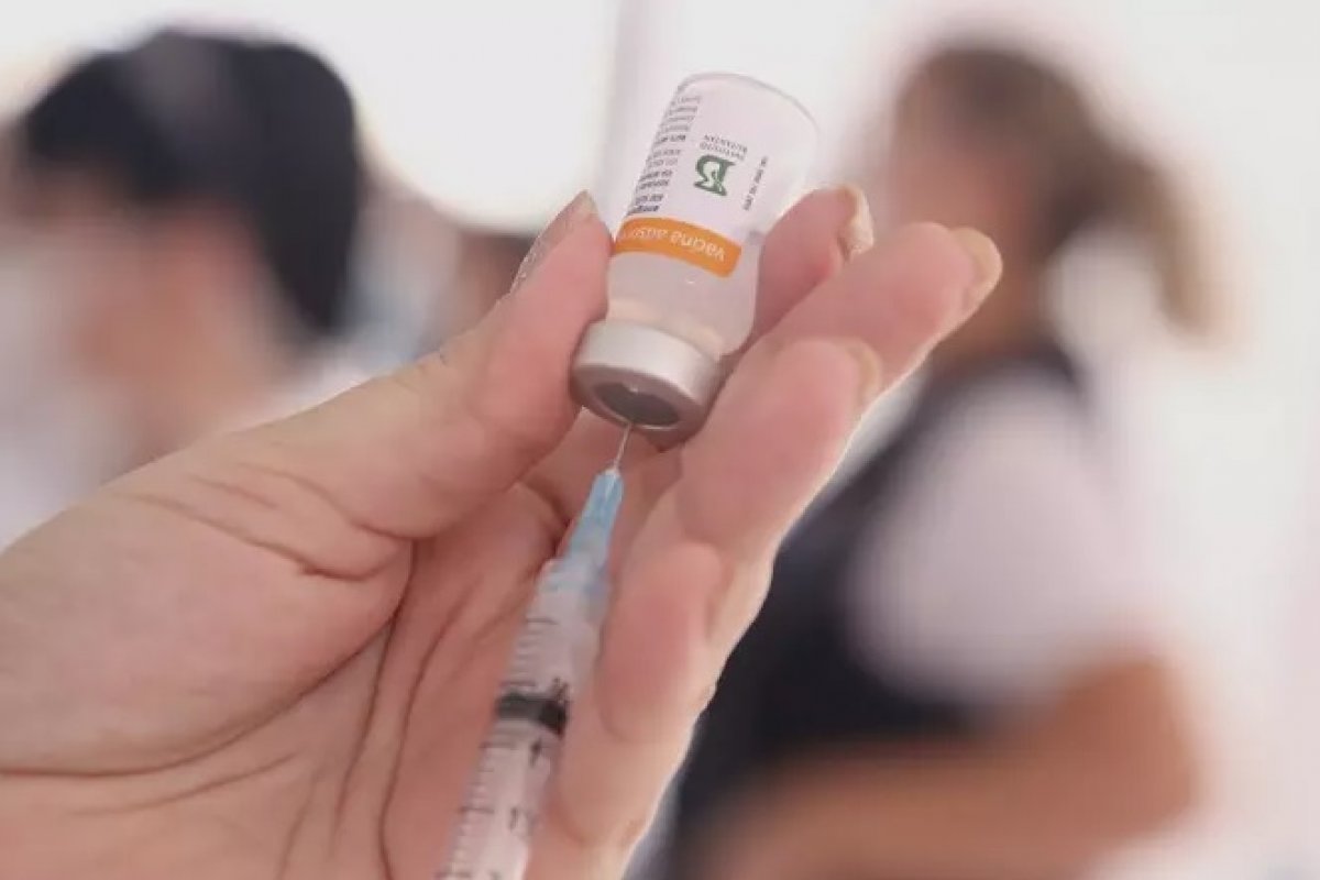 Coronavac tem eficácia de 42% em idosos com mais de 70 anos, revela pesquisa