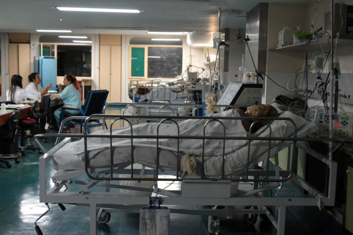 Cientistas estudam vírus primitivo que pode causar mortes nos pacientes com a Covid-19