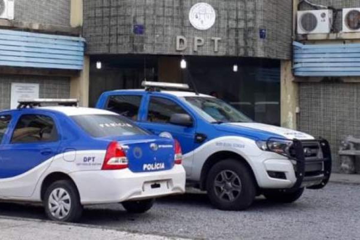 Jovem de 16 anos é morto dentro de barbearia em Feira de Santana