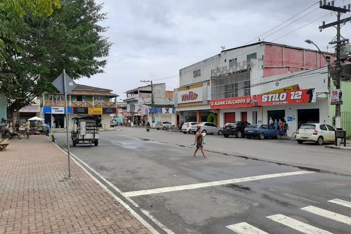Adolescente é encontrado morto com marcas de tiros em Mata de São João