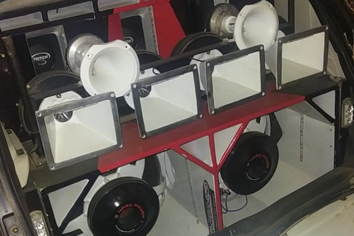 Festa do tipo 'paredão' com mais de 100 pessoas é encerrada no sudoeste da Bahia