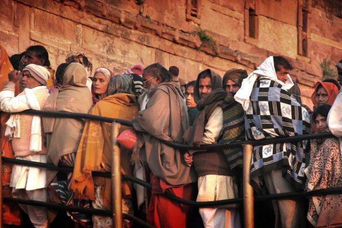 Índia se junta a EUA e Brasil e se torna o 3º país a ultrapassar marca de 300 mil mortes por Covid-19