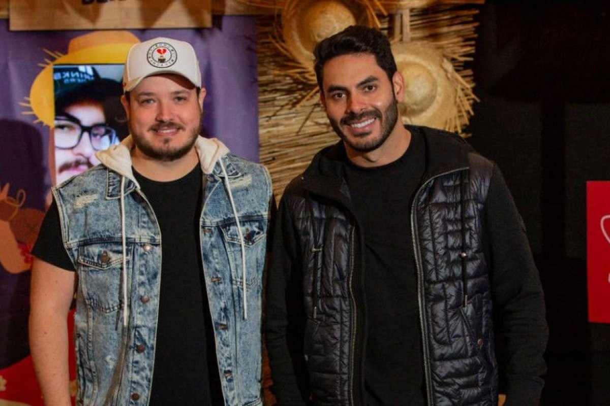 Israel e Rodolffo são convidados de Bell Marques em Live de São João